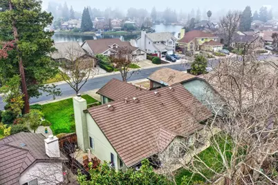 9455 Laguna Lake Way, Elk Grove, CA 95758 - Photo 79