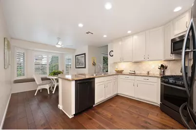 9455 Laguna Lake Way, Elk Grove, CA 95758 - Photo 23