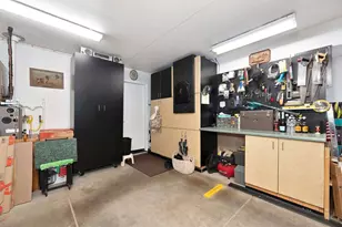 9455 Laguna Lake Way, Elk Grove, CA 95758 - Photo 51