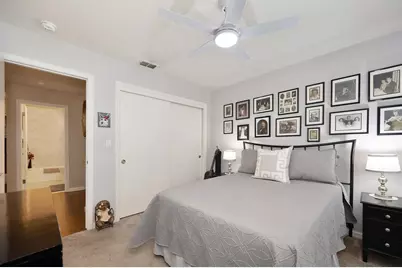 9455 Laguna Lake Way, Elk Grove, CA 95758 - Photo 39