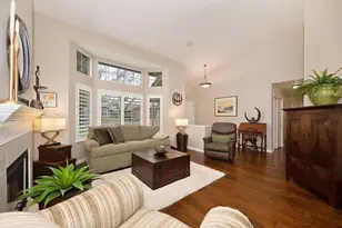 9455 Laguna Lake Way, Elk Grove, CA 95758 - Photo 17