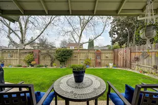 9455 Laguna Lake Way, Elk Grove, CA 95758 - Photo 67