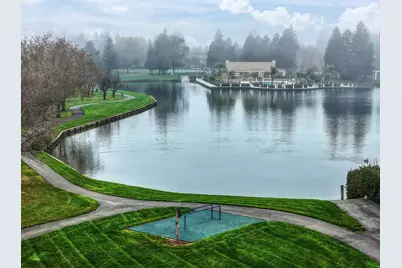 9455 Laguna Lake Way, Elk Grove, CA 95758 - Photo 85