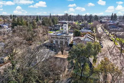 3415 4th Avenue, Sacramento, CA 95817 - Photo 49