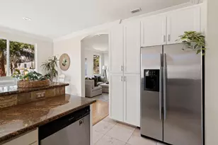 8240 Brewster Mill Cir, Antelope, CA 95843 - Photo 17