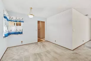 7435 Saybrook Dr, Citrus Heights, CA 95621 - Photo 9