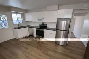 4451 C St, Sacramento, CA 95819 - Photo 3