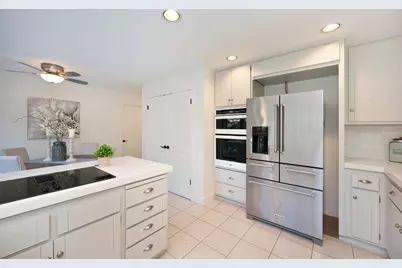 1828 Discovery Village Lane, Gold River, CA 95670 - Photo 21