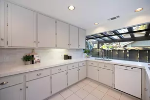 1828 Discovery Village Ln, Gold River, CA 95670 - Photo 19