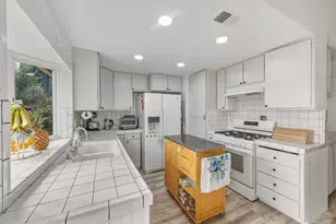 9676 Appalachian Dr, Sacramento, CA 95827 - Photo 7