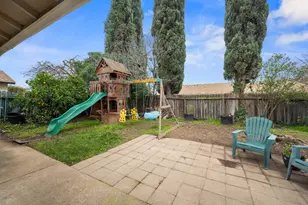 9676 Appalachian Dr, Sacramento, CA 95827 - Photo 17