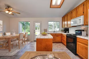 3713 Mariposa Springs Dr, El Dorado Hills, CA 95762 - Photo 9