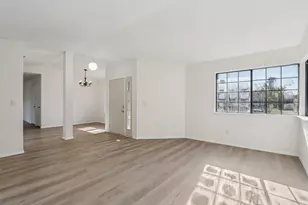 3985 Limestone Way, Sacramento, CA 95823 - Photo 5