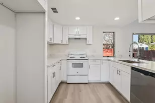 3985 Limestone Way, Sacramento, CA 95823 - Photo 11