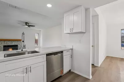 3985 Limestone Way, Sacramento, CA 95823 - Photo 13