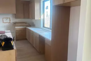 401 East St, Roseville, CA 95678 - Photo 5