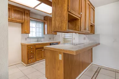 1501 Bella Terra Drive, Modesto, CA 95355 - Photo 11