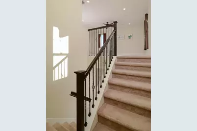 9523 Sauterne Way, Elk Grove, CA 95624 - Photo 17