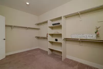 9523 Sauterne Way, Elk Grove, CA 95624 - Photo 25