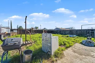 3899 Brougham Way, Olivehurst, CA 95961 - Photo 15