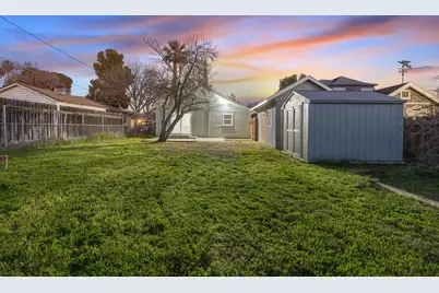 1402 Middleton Street, Hanford, CA 93230 - Photo 37