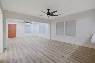 1402 Middleton Street, Hanford, CA 93230 - Photo 13