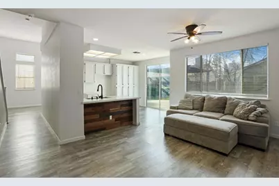 988 Padbury Court, Galt, CA 95632 - Photo 27