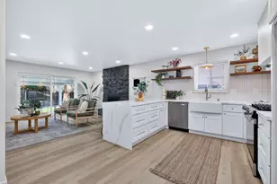 7170 Westmoreland Way, Sacramento, CA 95831 - Photo 27