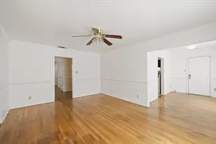 2305 Cantalier St, Sacramento, CA 95815 - Photo 3