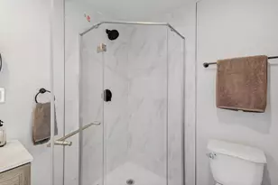 1124 Acacia Ave, Sacramento, CA 95815 - Photo 17