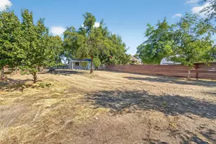 1124 Acacia Ave, Sacramento, CA 95815 - Photo 23