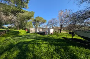 3436 Davis Dr, Burson, CA 95225 - Photo 23