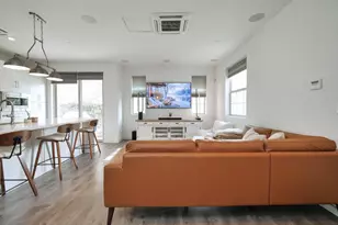 493 Tailoff Ln, Sacramento, CA 95818 - Photo 3