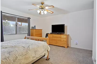 1552 Liverpool Court, Manteca, CA 95336 - Photo 9