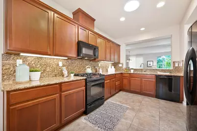 7632 Chatsworth Circle, Elk Grove, CA 95757 - Photo 15