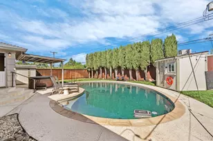 6441 Rexford Way, Carmichael, CA 95608 - Photo 35