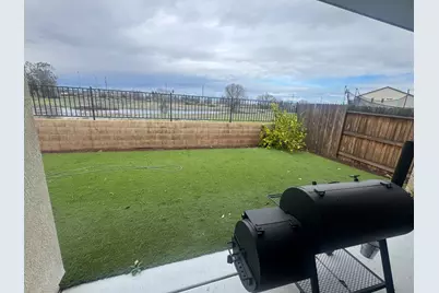 9475 Pasaje Place, Elk Grove, CA 95624 - Photo 23