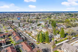 7437 Auburn Oaks Ct, Citrus Heights, CA 95621 - Photo 29