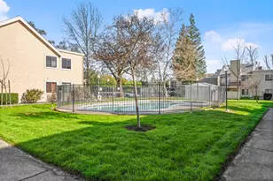 7437 Auburn Oaks Ct, Citrus Heights, CA 95621 - Photo 25