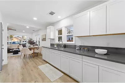 338 Yosemite Avenue, Modesto, CA 95351 - Photo 11