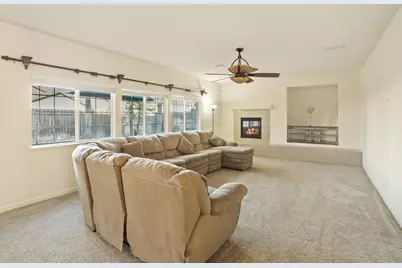 2317 Thistle Way, Stockton, CA 95212 - Photo 13