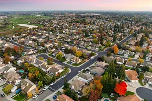 8810 Laguna Star Dr, Elk Grove, CA 95758 - Photo 73