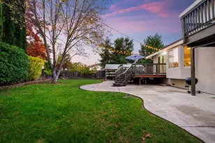 8810 Laguna Star Dr, Elk Grove, CA 95758 - Photo 47