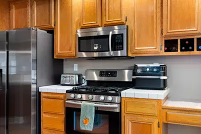 8810 Laguna Star Drive, Elk Grove, CA 95758 - Photo 15