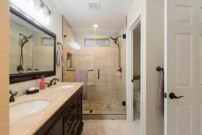 8810 Laguna Star Drive, Elk Grove, CA 95758 - Photo 25