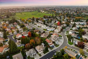 8810 Laguna Star Dr, Elk Grove, CA 95758 - Photo 69