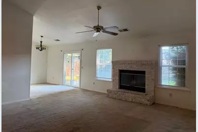 978 Doe Court, Merced, CA 95340 - Photo 5