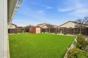 9532 Moss Hill Way, Sacramento, CA 95829 - Photo 9