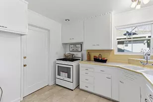 131 46th St, Sacramento, CA 95819 - Photo 19