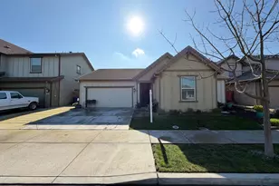 344 N Red Lion Way, Newman, CA 95360 - Photo 1